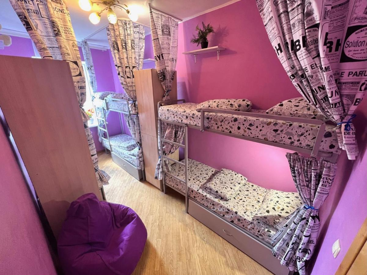 Pechersky Hostel Kyiv Exterior photo