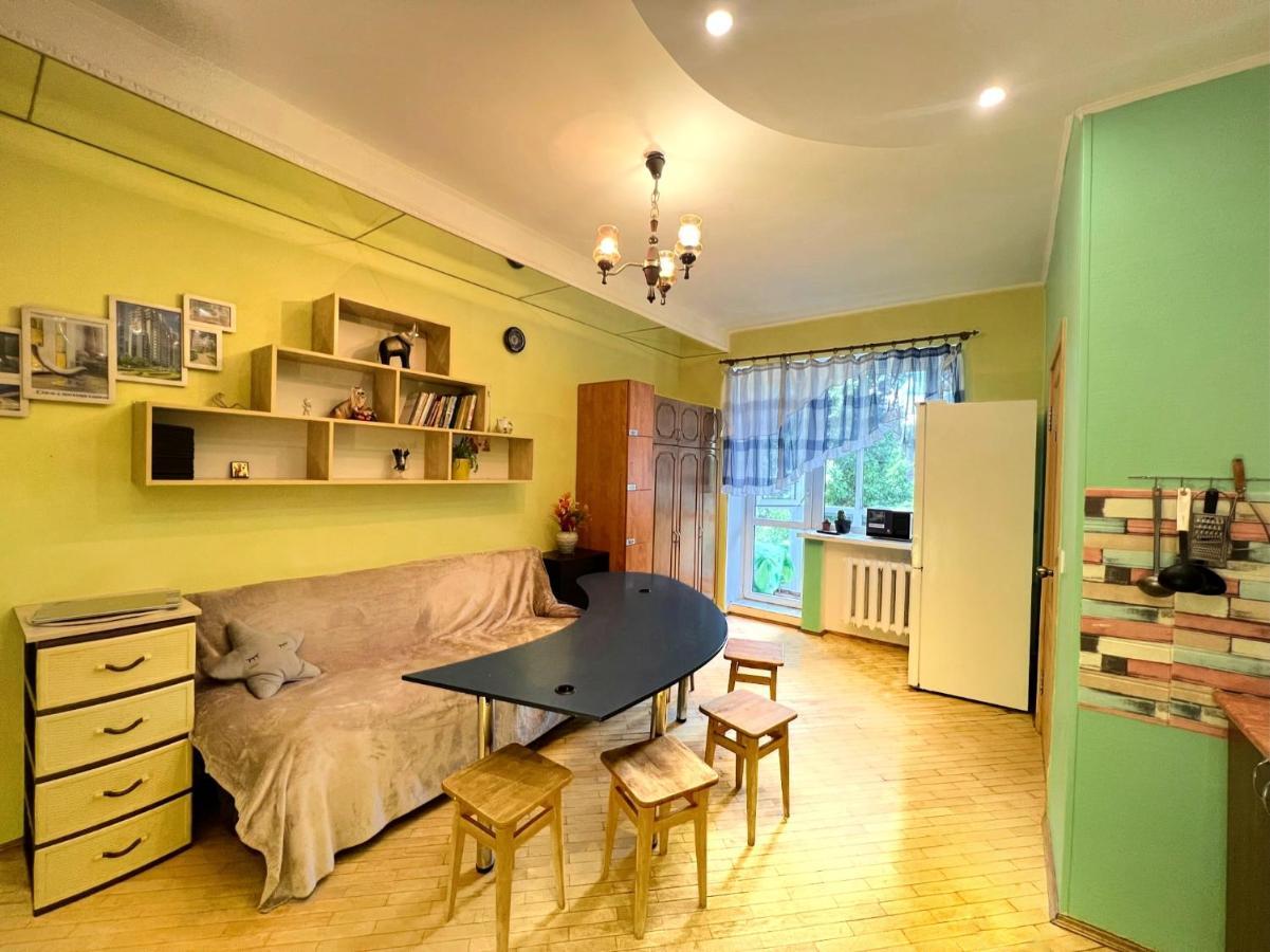 Pechersky Hostel Kyiv Exterior photo